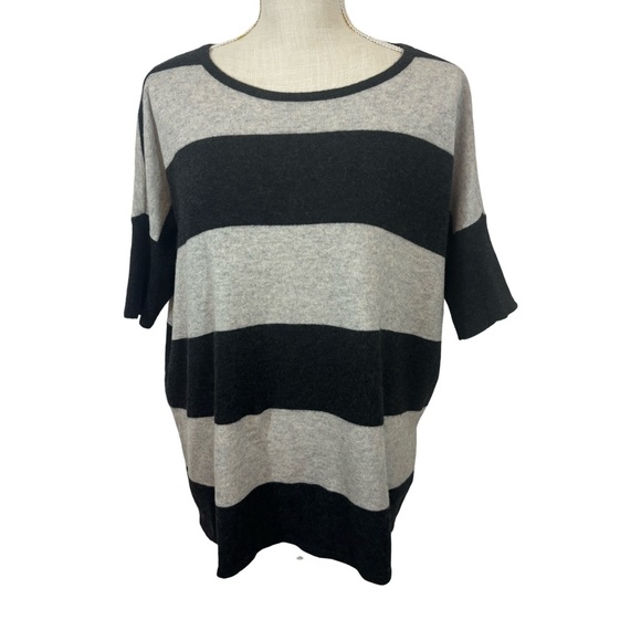 Design History Sweaters - Design History Pure Cashmere Lux Gray Black Stripe Sweater Size S Oversized